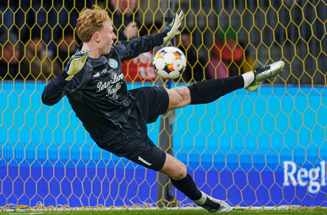 3F Superliga -Rajovic fortalte Lund: Ville have sparket der