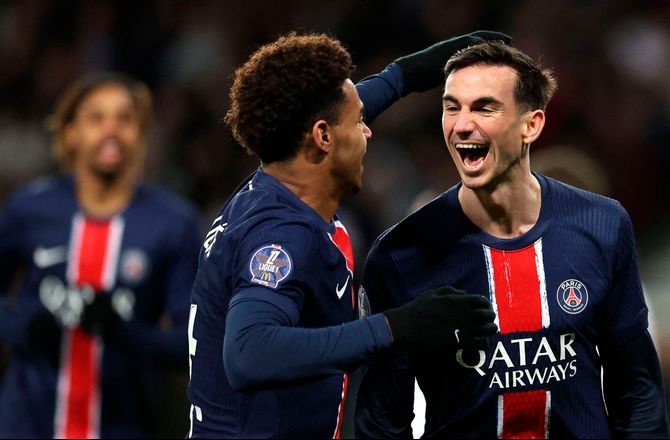 Ligue 1 -PSG hev snæver sejr i Toulouse