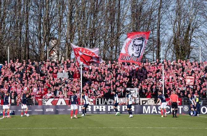 3F Superliga -AaB takkede fans efter lussing: Levede ikke op til deres indsats