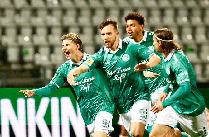3F Superliga -Medie: Vålerenga jagter VFF-stopper efter Tshiembe-skade