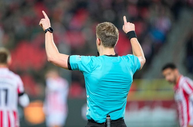 3F Superliga -AaB-back om VAR-straffe: Som forsvarer er jeg uenig