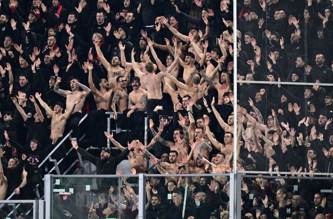 Serie A -Rasende Milan-fans: Vis nogle nosser!