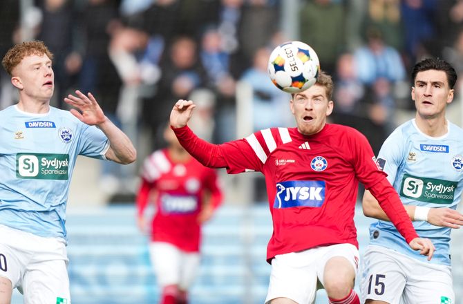 3F Superliga -Poulsen er tilbage i Silkeborg-trup til skæbnekamp