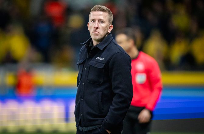 3F Superliga -Lyngby føler sig snydt for straffe: Bliver savet midt over