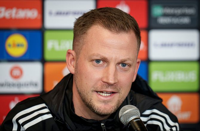 3F Superliga -Neestrup på blokken i Tyskland: Forholder mig til FCK