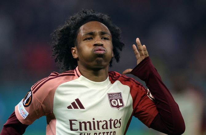 Premier League -Medier: Chelsea har spurgt på Lyon-kant