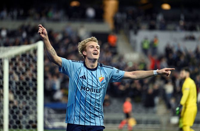 Allsvenskan -Medie: Celtic og Rangers jagter Oskar Fallenius