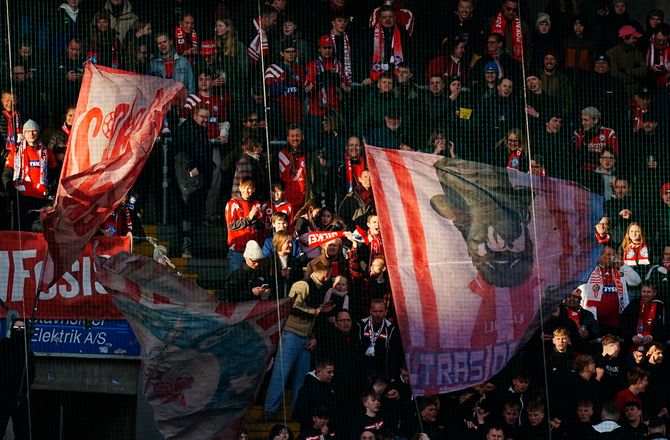 3F Superliga -SIF-fans angreb Viborg-fans: Politiet trak stave