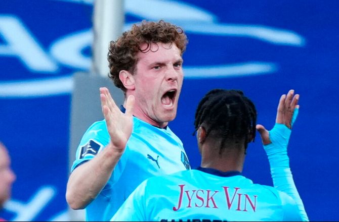 3F Superliga -Randers-boss hev fat i Dammers: Har du prøvet at lave hattrick?