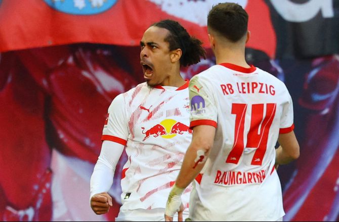 Bundesliga -Yussuf Poulsen brød Bundesliga-forbandelse