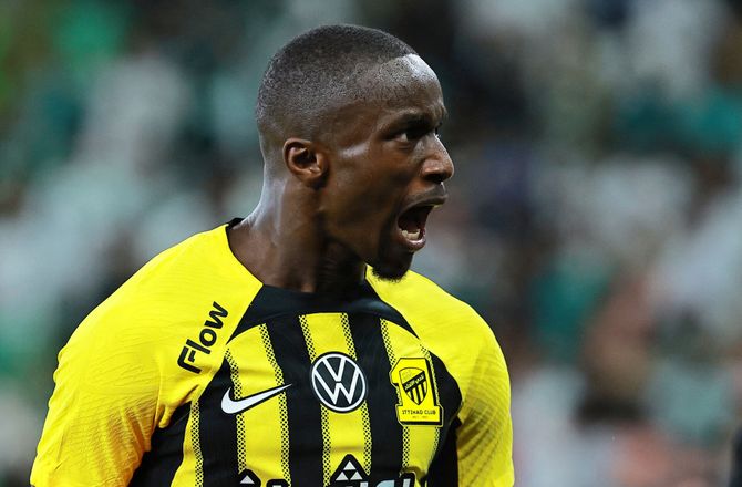 Bundesliga -Bekræftet: Leverkusen henter Moussa Diaby tilbage