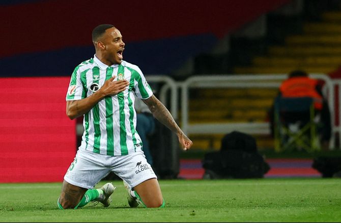 La Liga -Udlejet Napoli-brasser vil blive i Betis