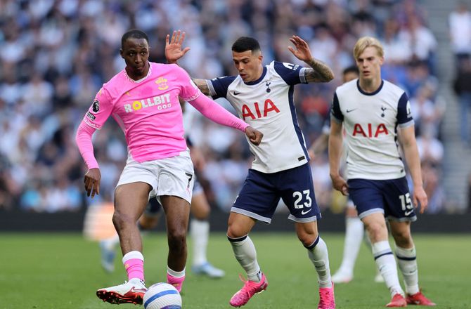 Championship -Leicester lejer Joe Aribo