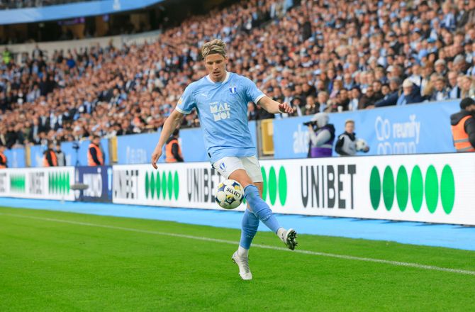 Allsvenskan -AC kickstartede Malmö-sejr med 50. Allsvenskan-mål