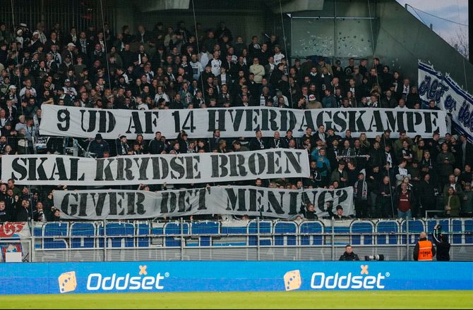 3F Superliga -AGF-fans langer ud: Giver det mening?