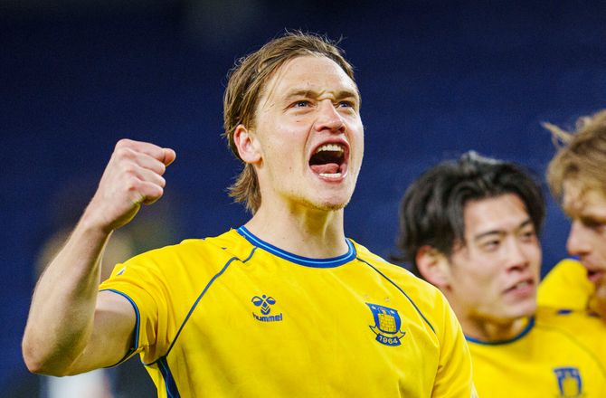 3F Superliga -Svensk avis: Lauritsen tæt på Brøndby-exit