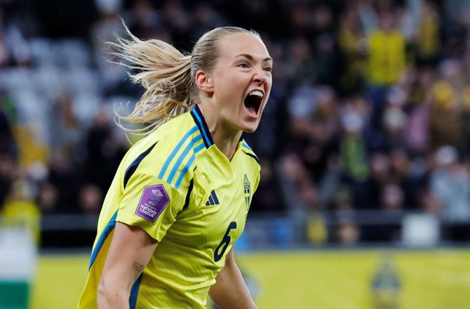 EM 2025 -Inden dansk EM-møde: Svensk stjerne forlader træning
