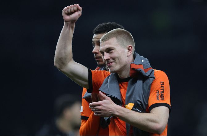 Europa League -Rasmus Nissen får stor ros: Havde godt styr på Son