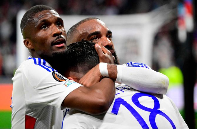 Ligue 1 -Chok: Lyon tvangsnedrykkes