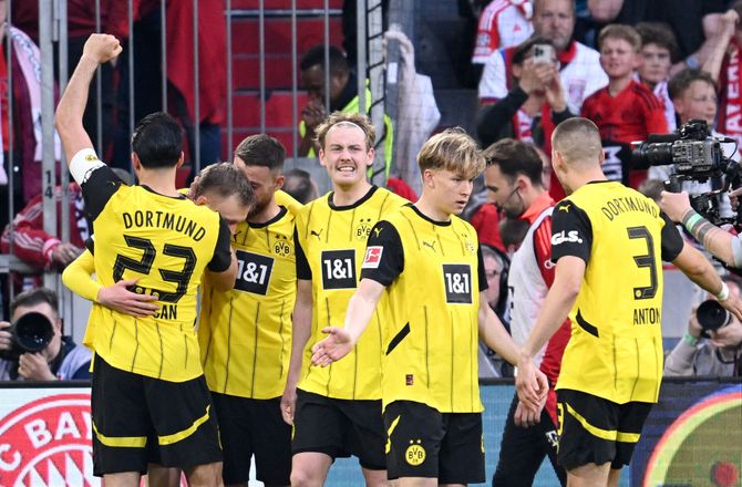 Bundesliga -Dortmund gør det onde ved Bayern - se målet her