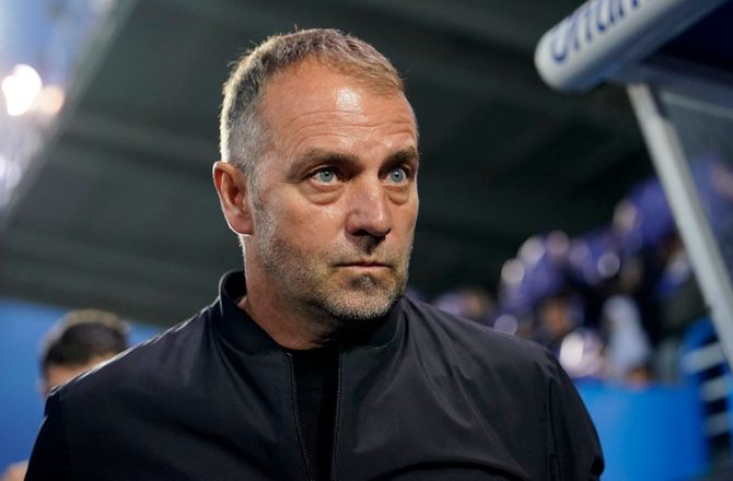 La Liga -Flick svarer Luis de la Fuente: Jeg må beskytte Yamal