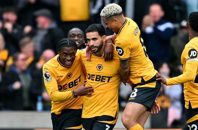 Premier League -Video: Flugter sender Spurs i knæ efter halvandet minut