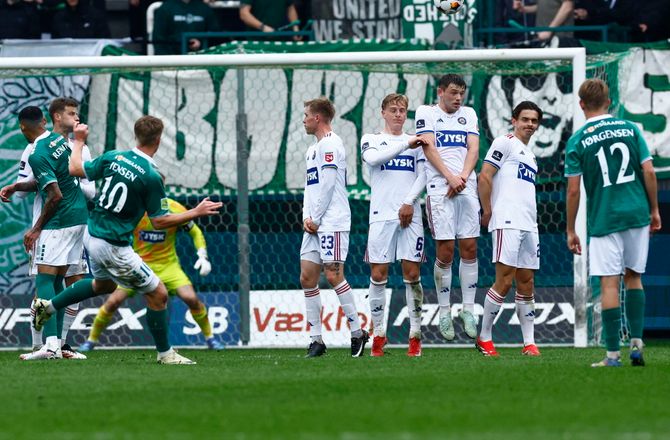 3F Superliga -To vanvittige frispark sikrede Viborg sen sejr