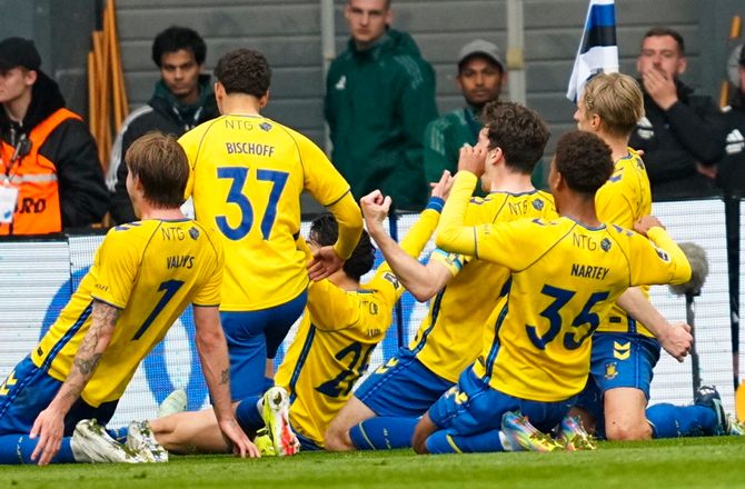 3F Superliga -Kæmpe drama: Wass og Pentz snød FCK i overtiden