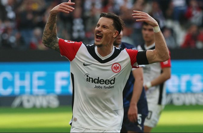 Bundesliga -Sky: Dortmund i kontakt med Frankfurt-stopper