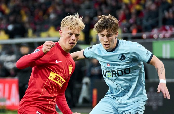 3F Superliga -FCN belønner Villum Berthelsen