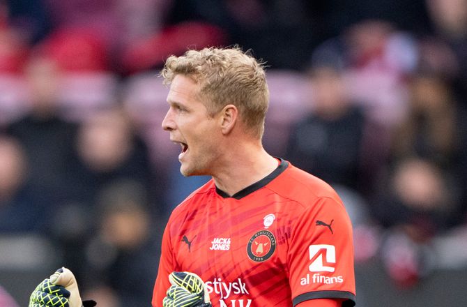 Oddset Pokalen -Lössl hepper på FCK: Europa League er vigtigt for os