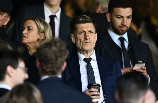 Premier League -Palace-boss tordner efter UEFA-dom: En sort dag for fodbold