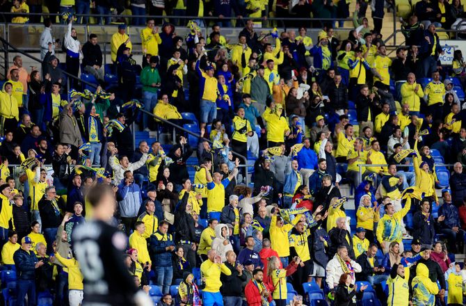 Segunda Division -Ceuta-kamp afbrudt efter protester