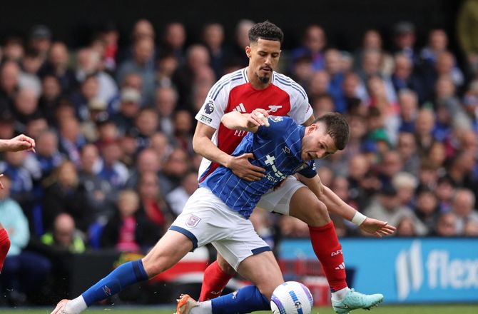 Championship -Ipswich forlænger med Jack Taylor