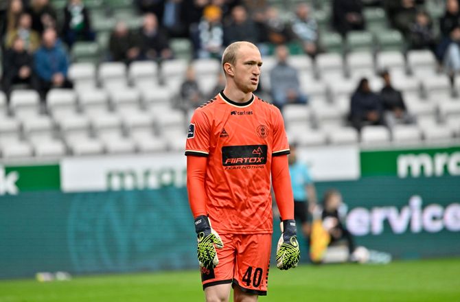 Betinia Liga -Bedøm selv: Koster Lyngby-keeper her?