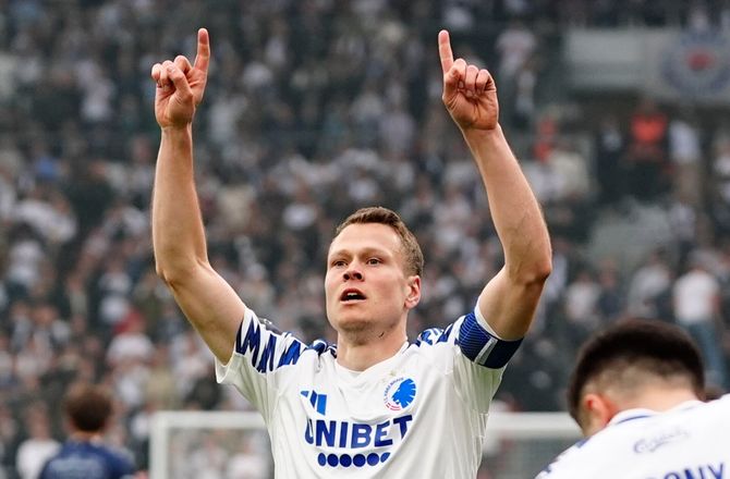 Træningskampe -Claesson sænkede B.93 