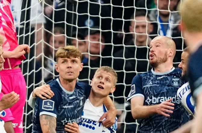 3F Superliga -Poulsen og Huescas måtte skilles ad: Forstod ham ikke