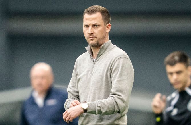 3F Superliga -Neestrup afviser Wolfsburg-spørgsmål: Hvad tror du selv?