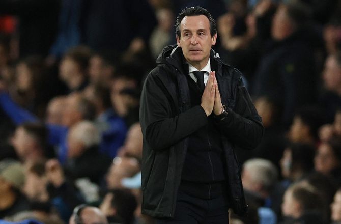 Premier League -Unai Emery med bøn til Liverpool: Fjern Elliott-klausuler 