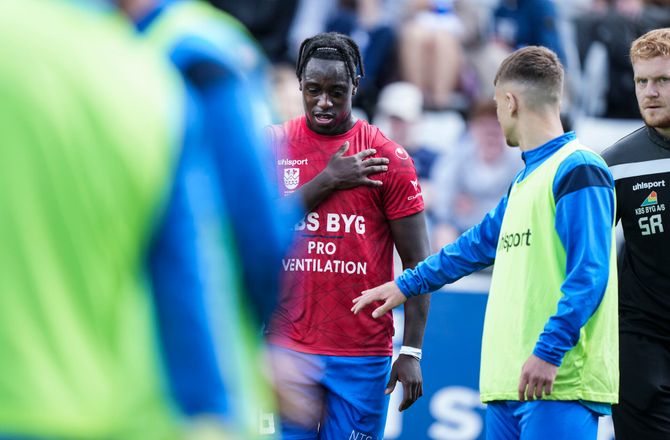 Betinia Liga -Kolding sælger Jeffrey Papa