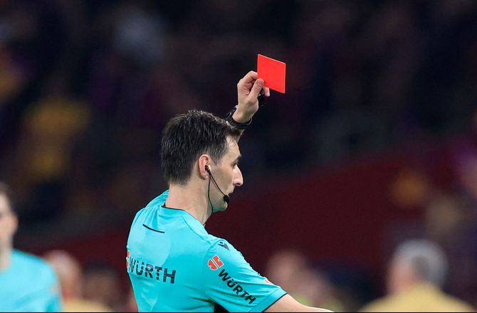 Copa del Rey -Dommer forklarer: Rüdiger kastede en genstand mod mig