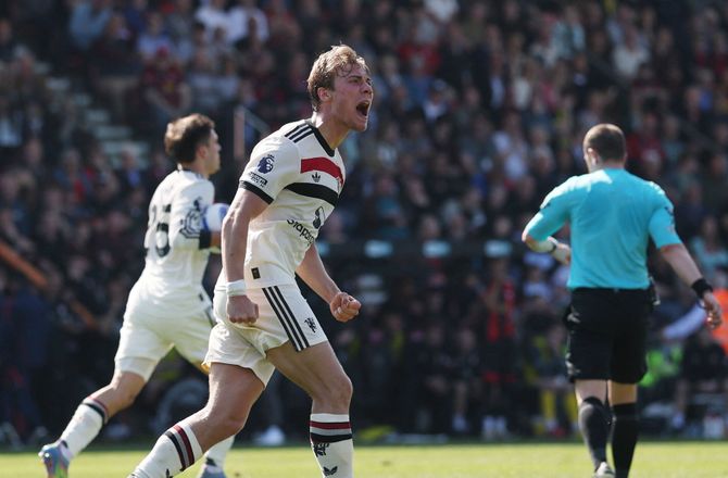 Premier League -Højlund reddede United i overtiden