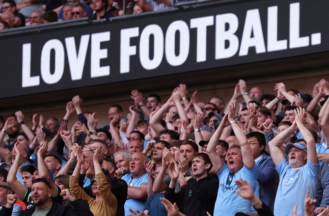 Carabao Cup -Lasse Sørensen starter mod City - Heskey-sønner i truppen