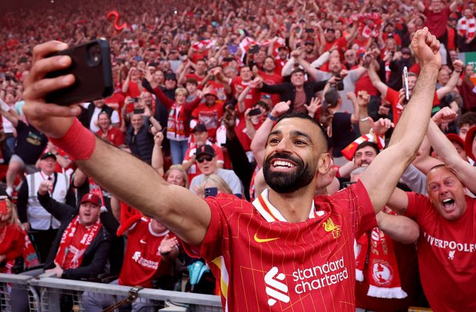 Premier League -Salah smiler: Vi har plads til De Bruyne i Liverpool