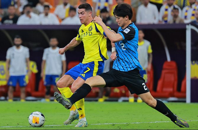 International -Sky: Frank slår japansk transferrekord med første Spurs-køb