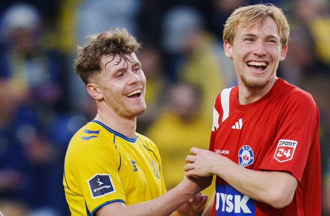 Oddset Pokalen -Fyrværkeri foran Brøndby-hotel: Noget af et skrald