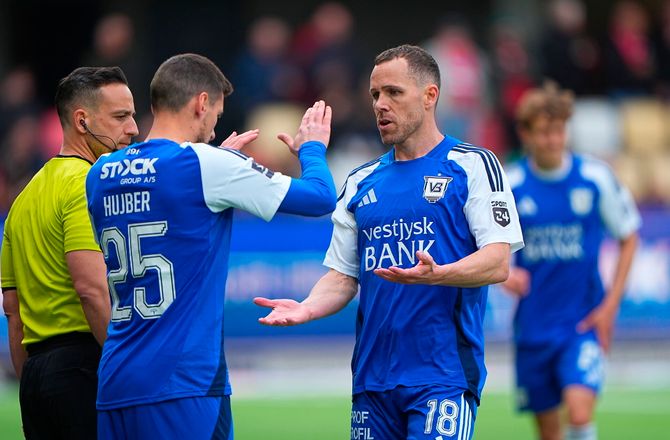 3F Superliga -AK var tilbage på kanten: Onugkha sidder tungt på nieren