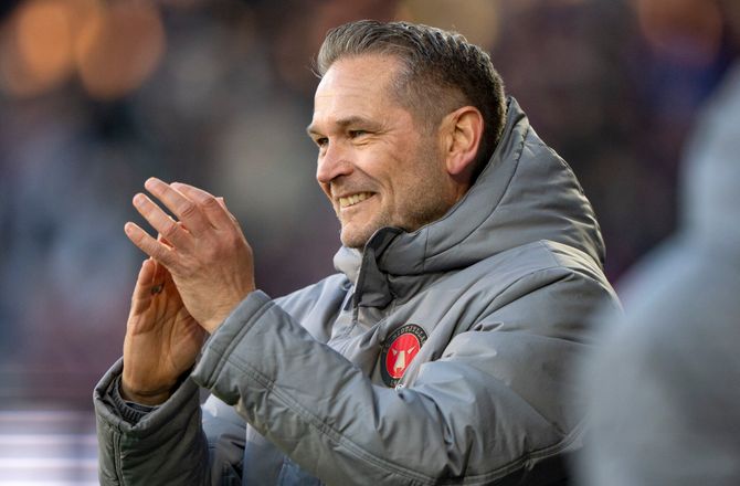 3F Superliga -FCM-lejr beder om hjælp: Sender en gave til Randers