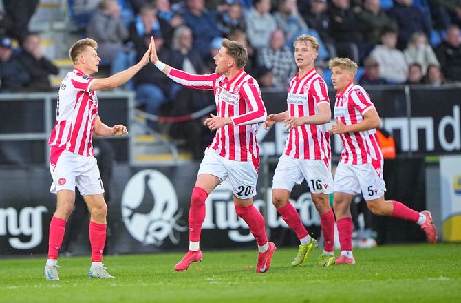 3F Superliga -En halvleg hver: AaB reddede ét point til sidst