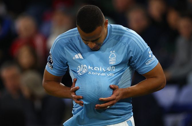 Premier League -Forest-krumtap udgik: Han er i smerter 